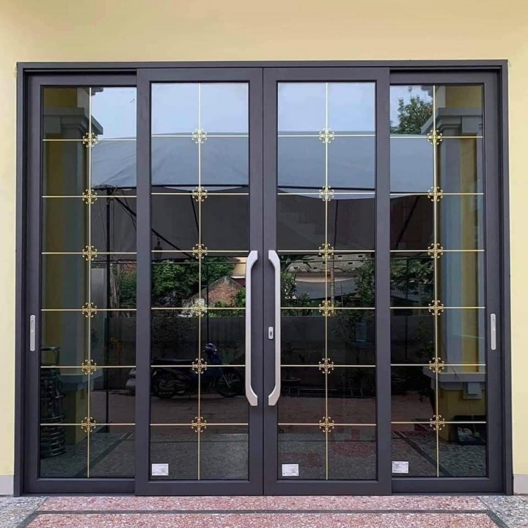 cua-di-mo-quay-4-canh