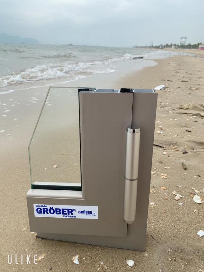 CỬA NHÔM GROBER - CỬA ĐI 1 CÁNH  ĐẸP, NHÔM  XI MẠ ĐỘ BỀN MÀU CAO