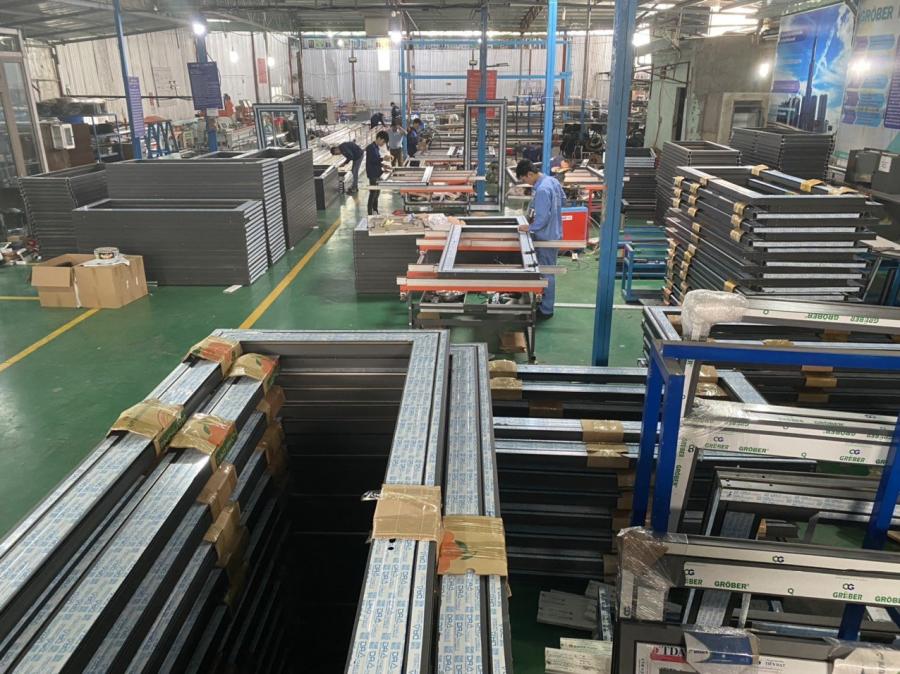 CỬA SỔ GROBER KẾT HỢP SONG BẢO VỆ AN TOÀN