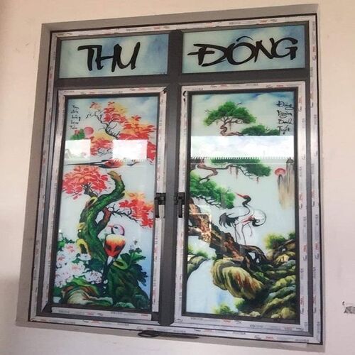 CỬA XINGFA NHẬP KHẨU 2 CÁNH KÍNH HOA VĂN TẠI QUẬN 2
